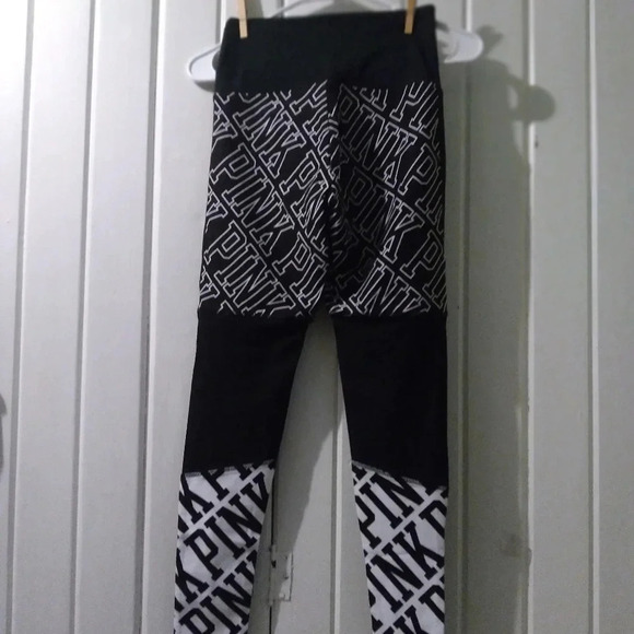 VS PINK writeout leggings X-small NWOT - Picture 1 of 9